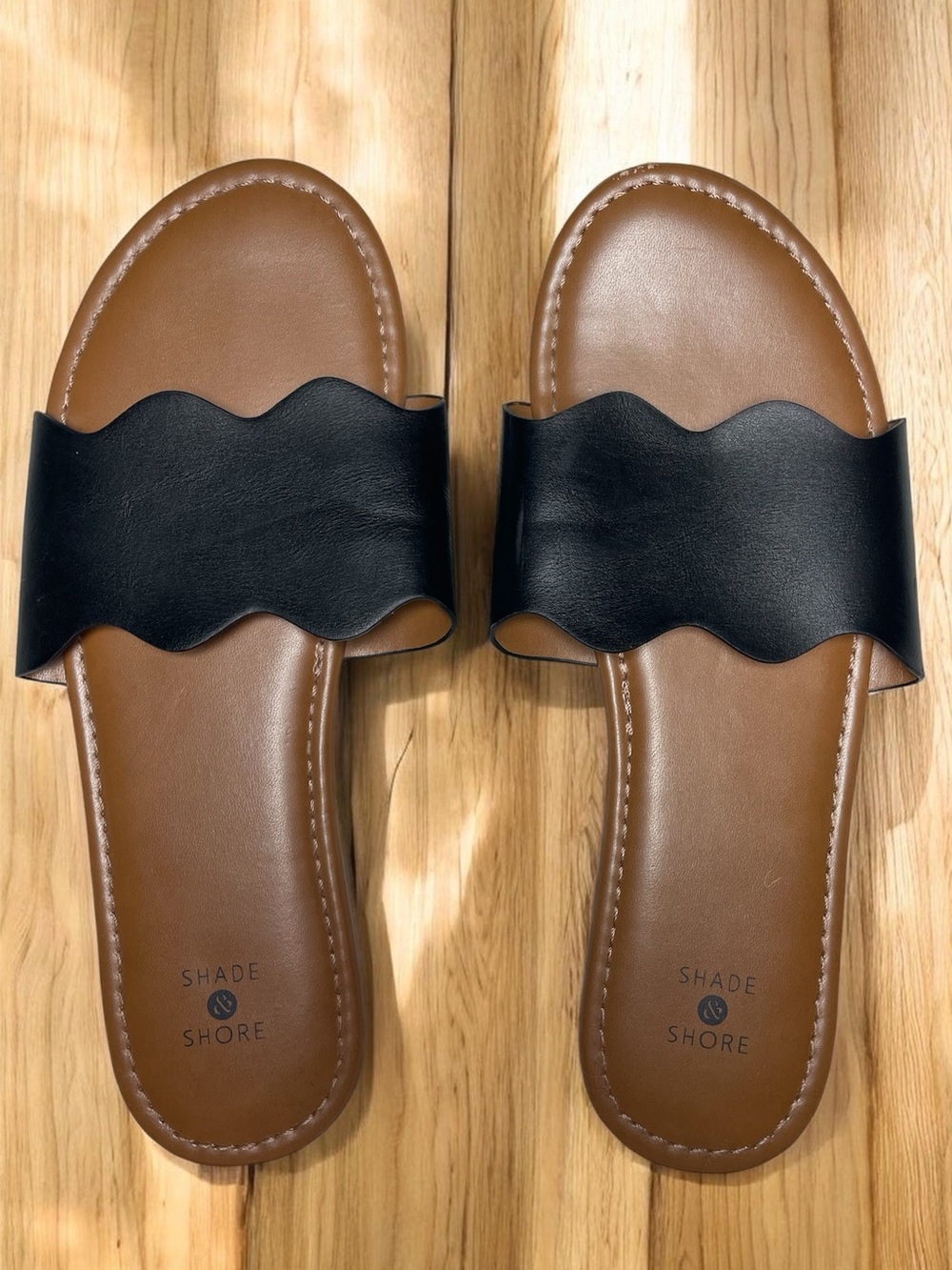 Shade & Shore Black Scalloped Slide Sandals Size 8